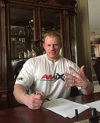 Amix Nutrition Re-Signs IFBB Pro Bodybuilder Dennis Wolf 